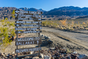 DeathValley Ballarat Direction Signs
