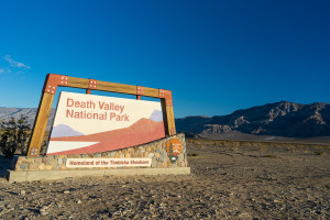 DeathValley Park Entrance Sign